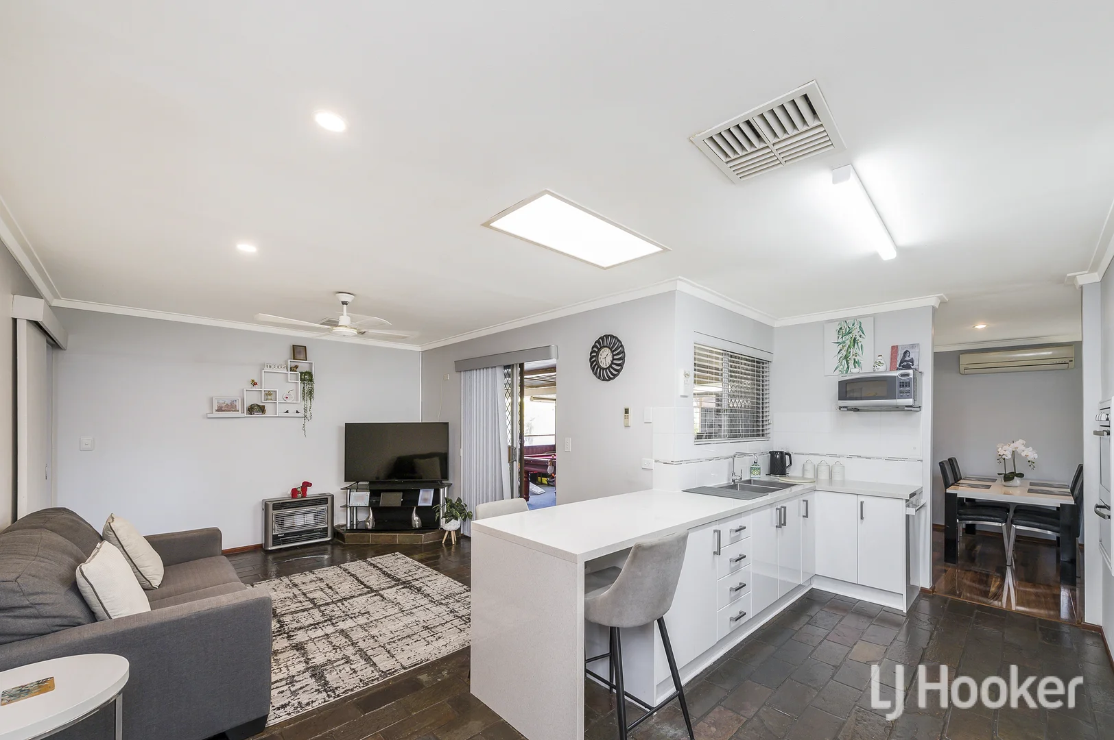 Additional image 9 of 184 Berehaven Avenue, Thornlie WA 6108