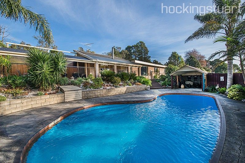 17 Sugarloaf Road, Beaconsfield Upper VIC 3808, Image 0