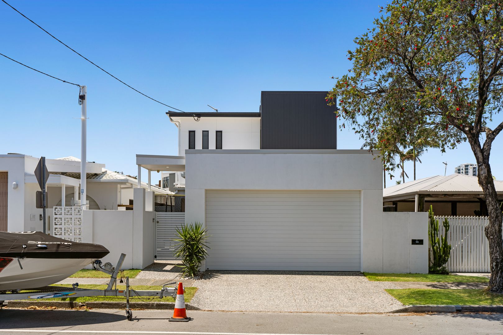 55 Nobby Parade, Miami QLD 4220, Image 2