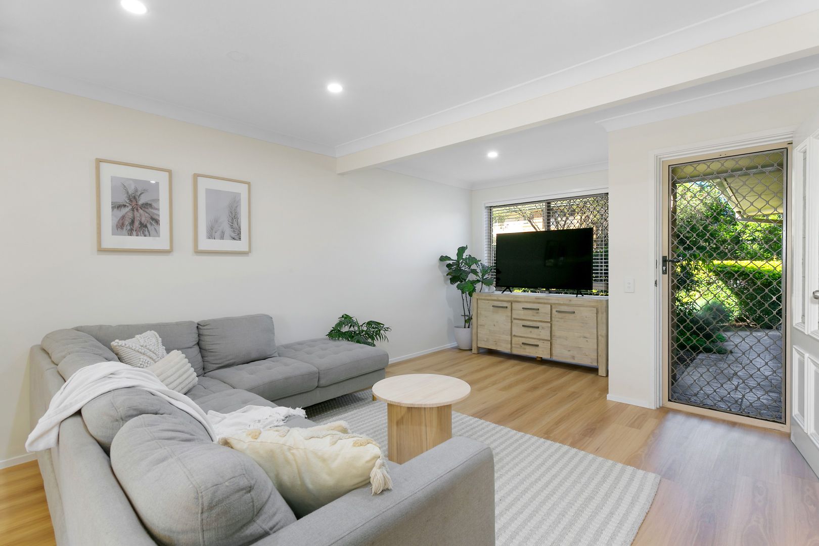 12/12-16 Bottlewood Court, Burleigh Waters QLD 4220, Image 2