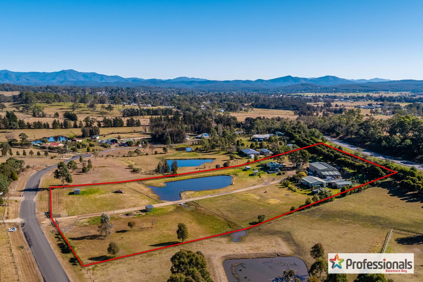 20 Pear Tree Place, Moruya NSW 2537, Image 2