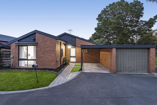 Picture of 2 Red Gum Close, KEYSBOROUGH VIC 3173