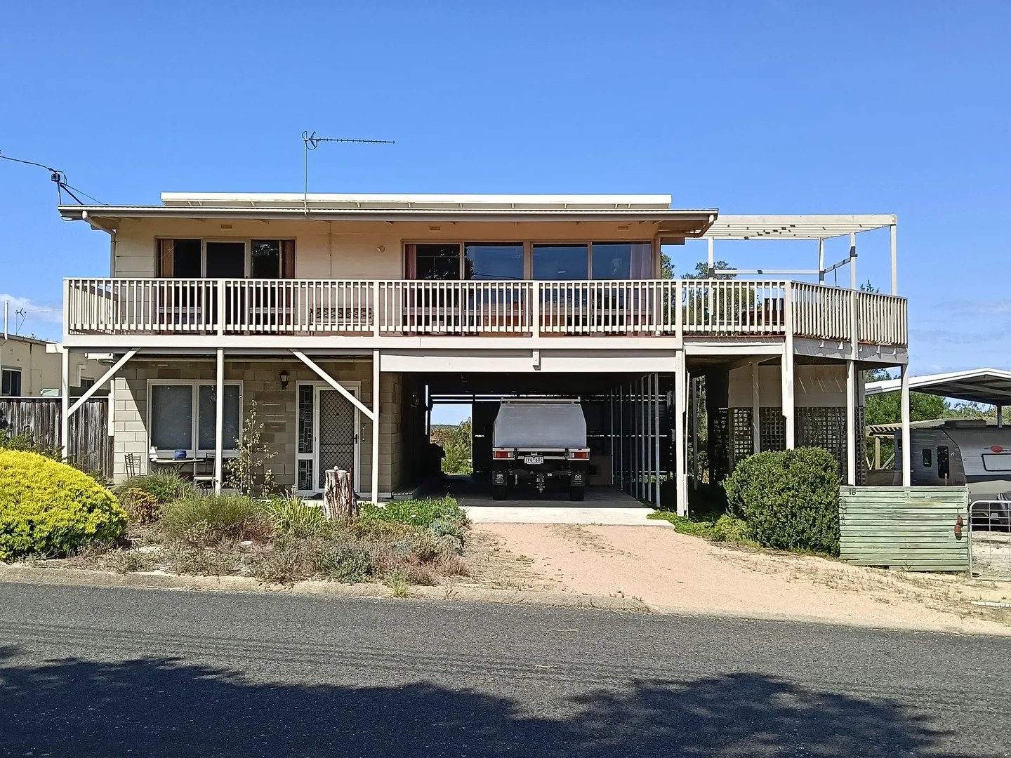 16-18 Aneta Court, Loch Sport VIC 3851