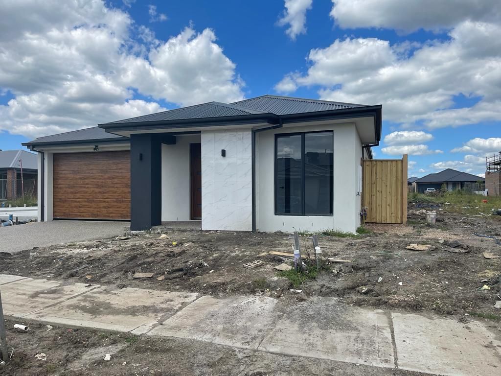 16 Daybook Terrace, Donnybrook VIC 3064 House For Rent 425 Domain