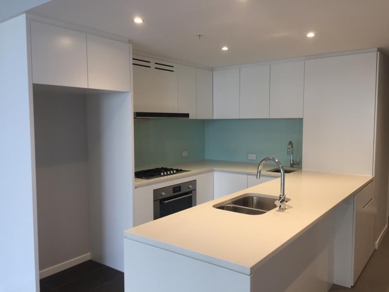 2 bedrooms Apartment / Unit / Flat in 2213/18 Footbridge Boulevard WENTWORTH POINT NSW, 2127