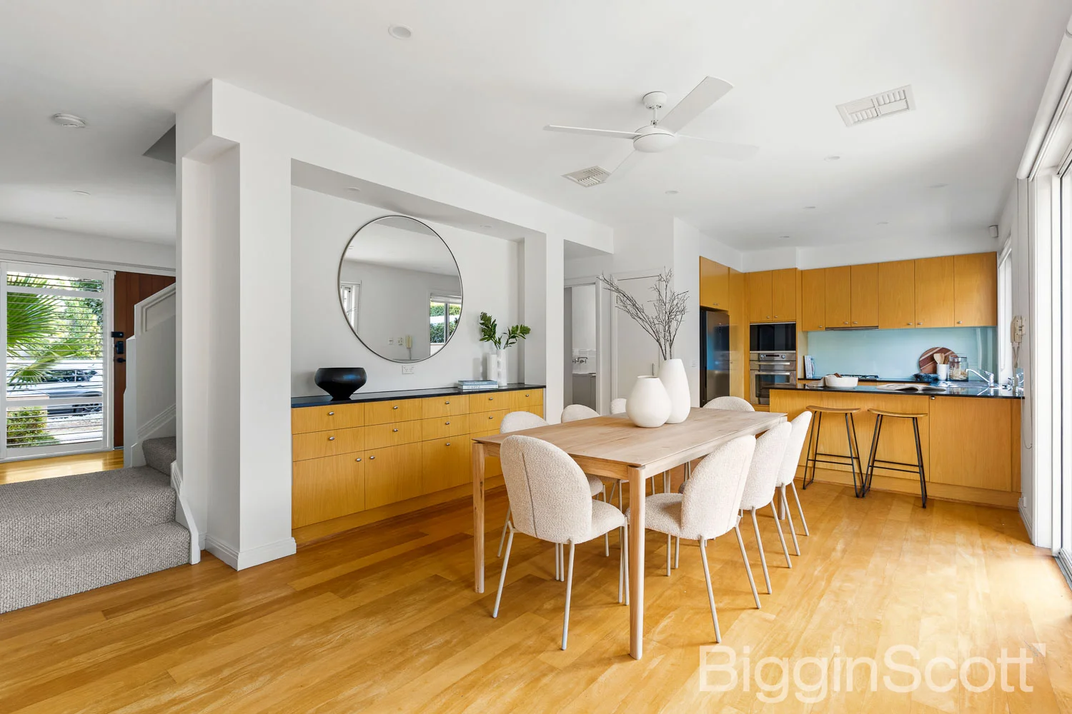 Additional image 8 of 122 Beach Street, Port Melbourne VIC 3207
