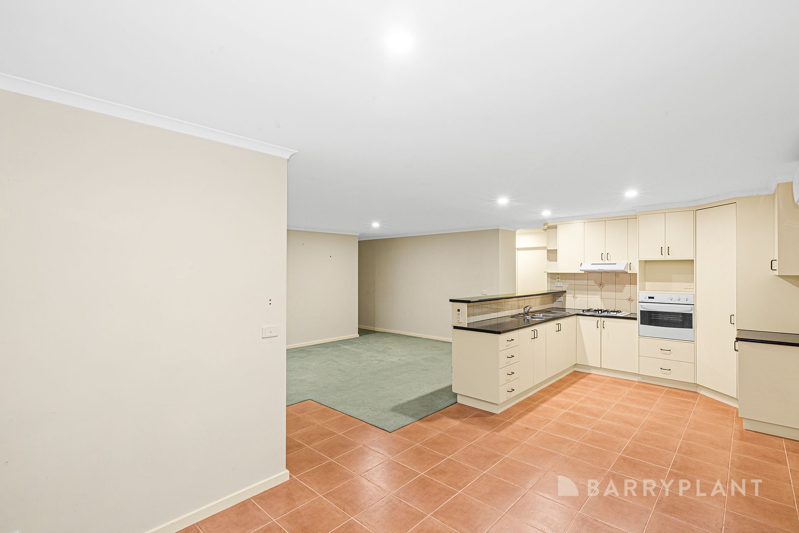 19 Flax Mill Close, Drouin VIC 3818, Image 1