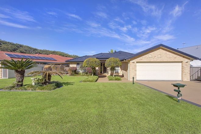 Picture of 20 Prince Of Wales Drive, DUNBOGAN NSW 2443
