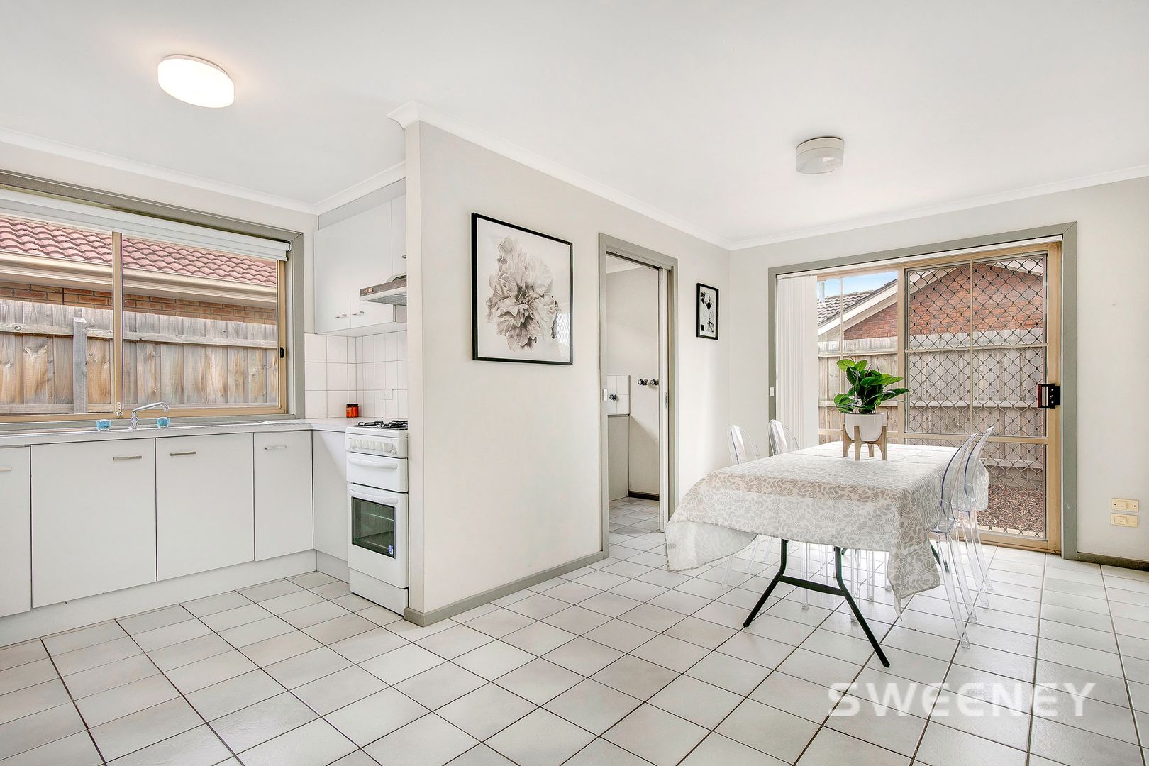 2/1 Green Court, Altona VIC 3018, Image 2