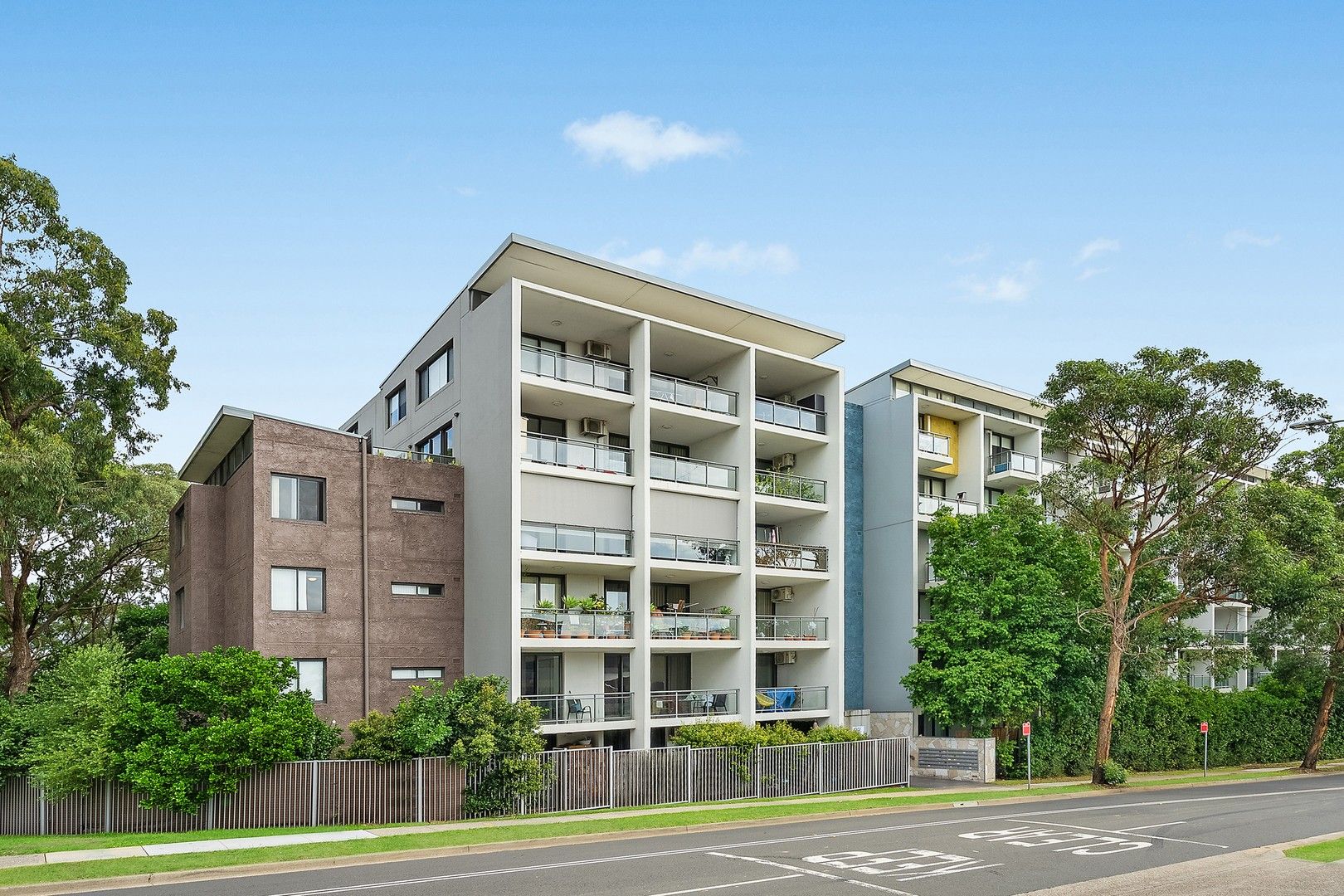 10E/541 Pembroke Road, Leumeah NSW 2560, Image 0