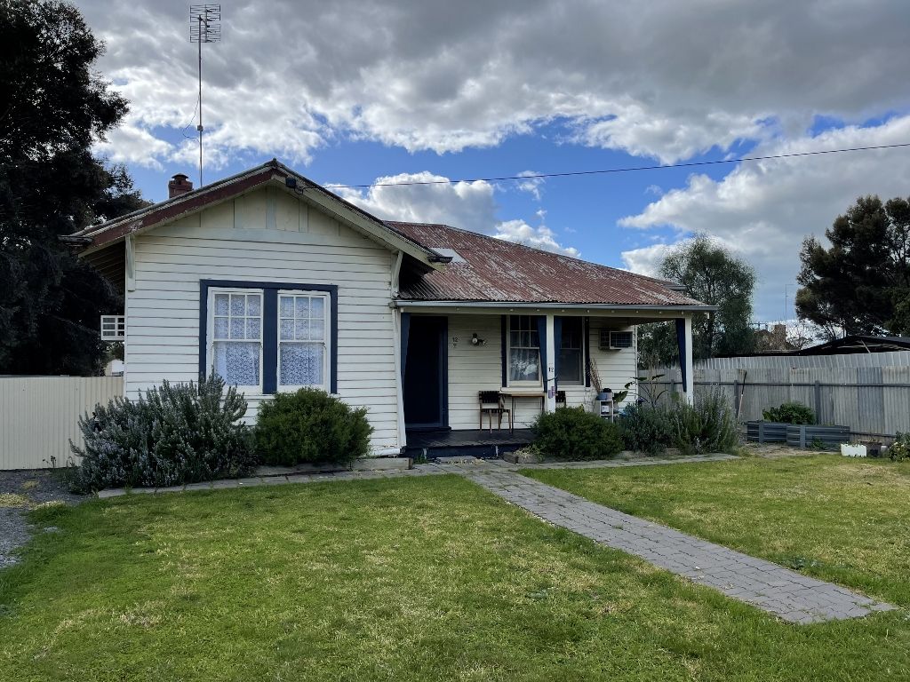 12 Taylor Street, Warracknabeal VIC 3393, Image 0