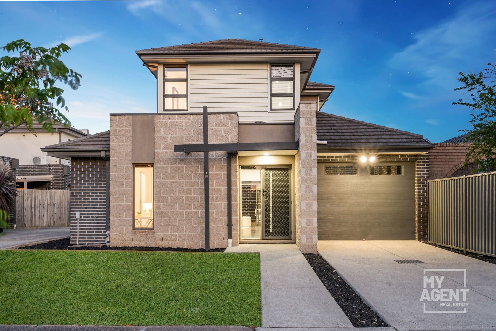 1/10 Albert Road, Sydenham VIC 3037, Image 0