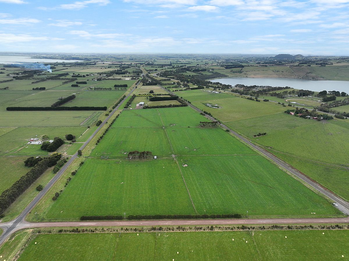 Castle Carey Road, Gnotuk VIC 3260, Image 2