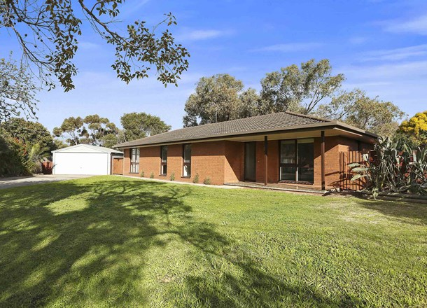 11 Poplar Court, Belmont VIC 3216