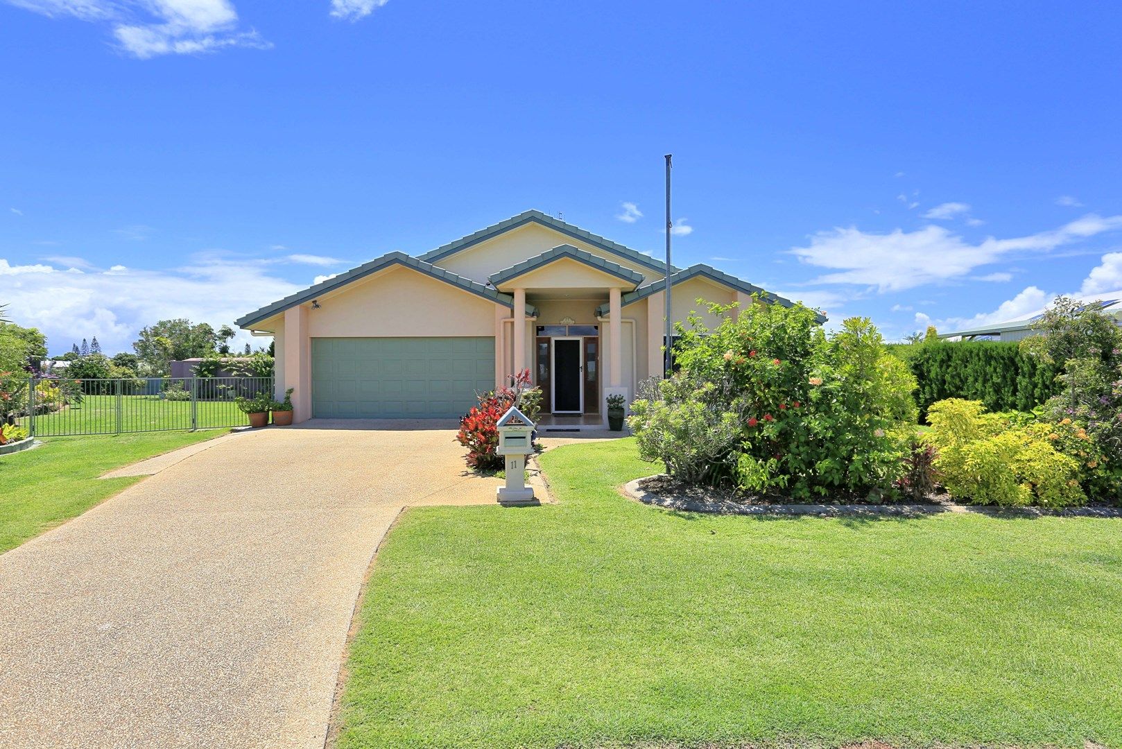 11 Francis Pl, Innes Park QLD 4670, Image 0