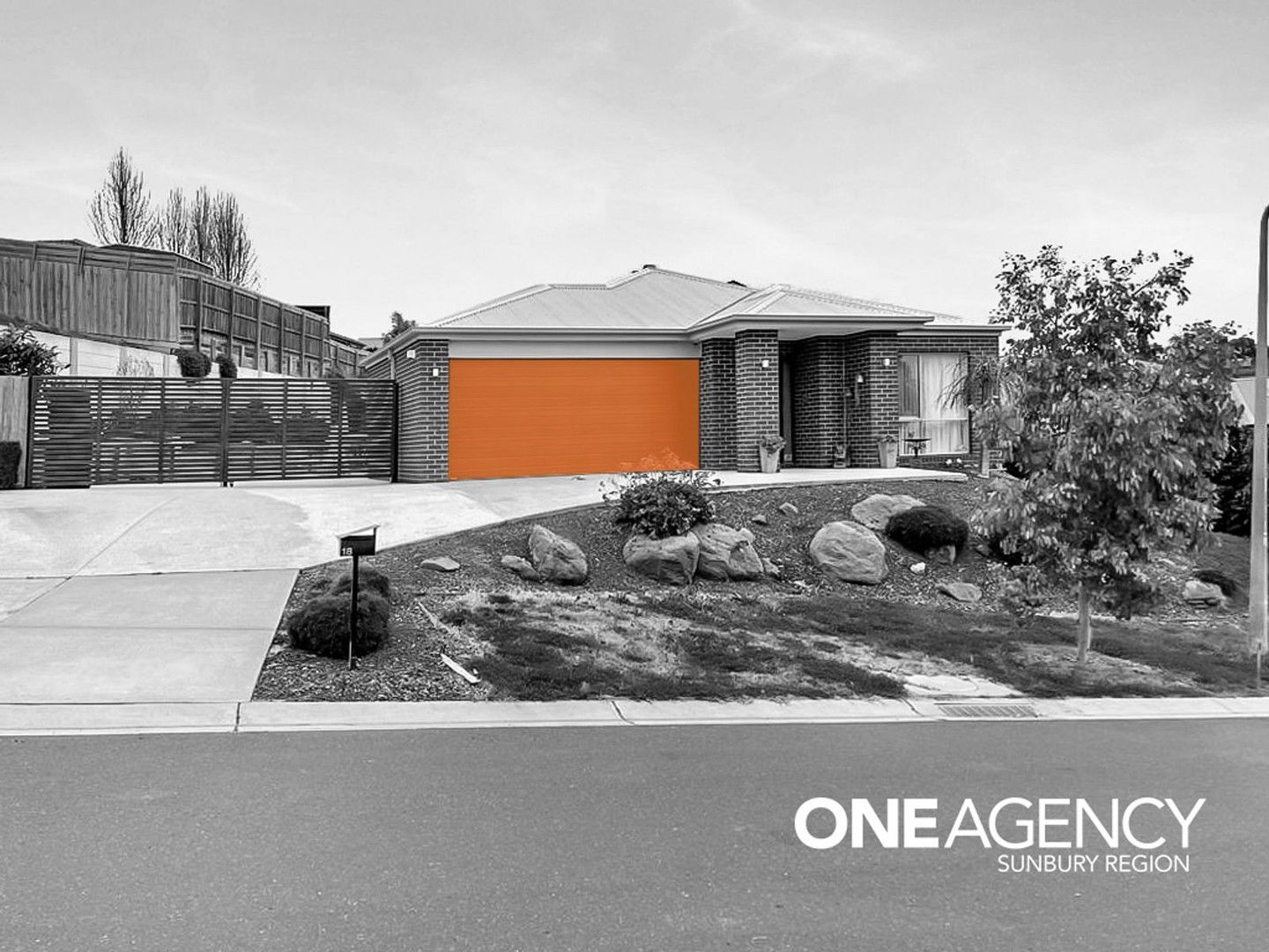 4 bedrooms House in 18 Barwick Road SUNBURY VIC, 3429