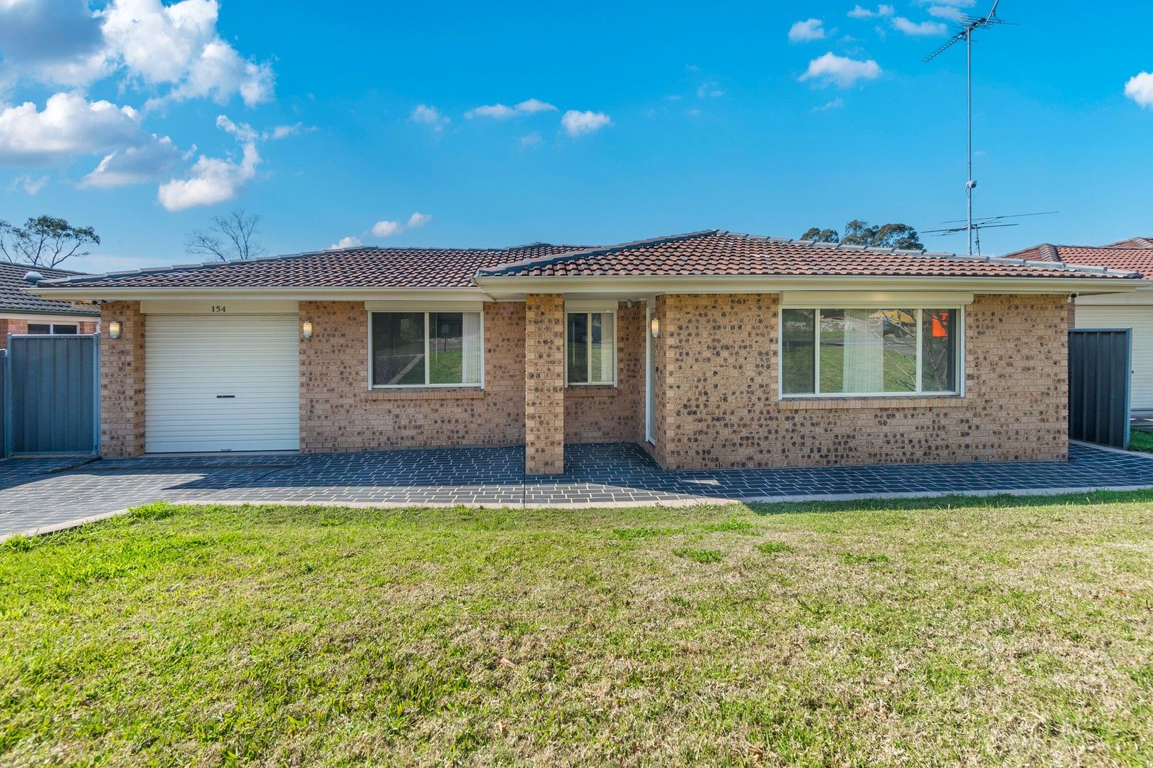 3 bedrooms House in 2154 Minchin Drive MINCHINBURY NSW, 2770
