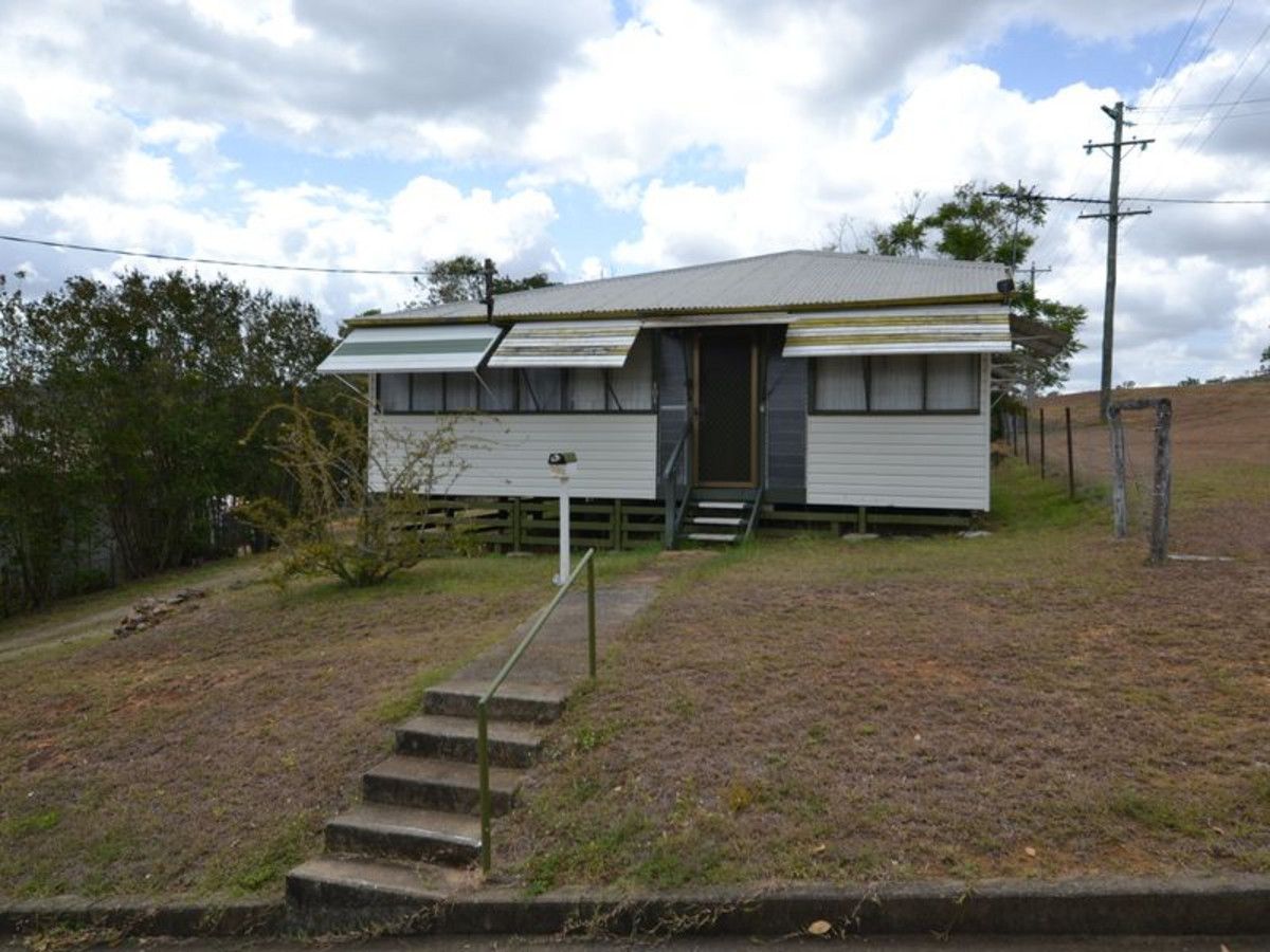4 bedrooms House in 101 Morgan Street MOUNT MORGAN QLD, 4714