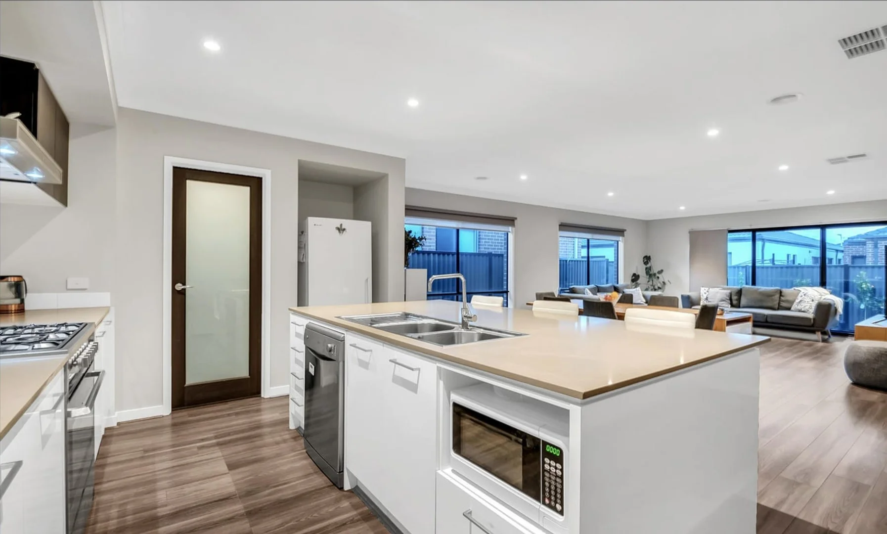 Additional image 3 of 360 Highlander Drive, Craigieburn VIC 3064