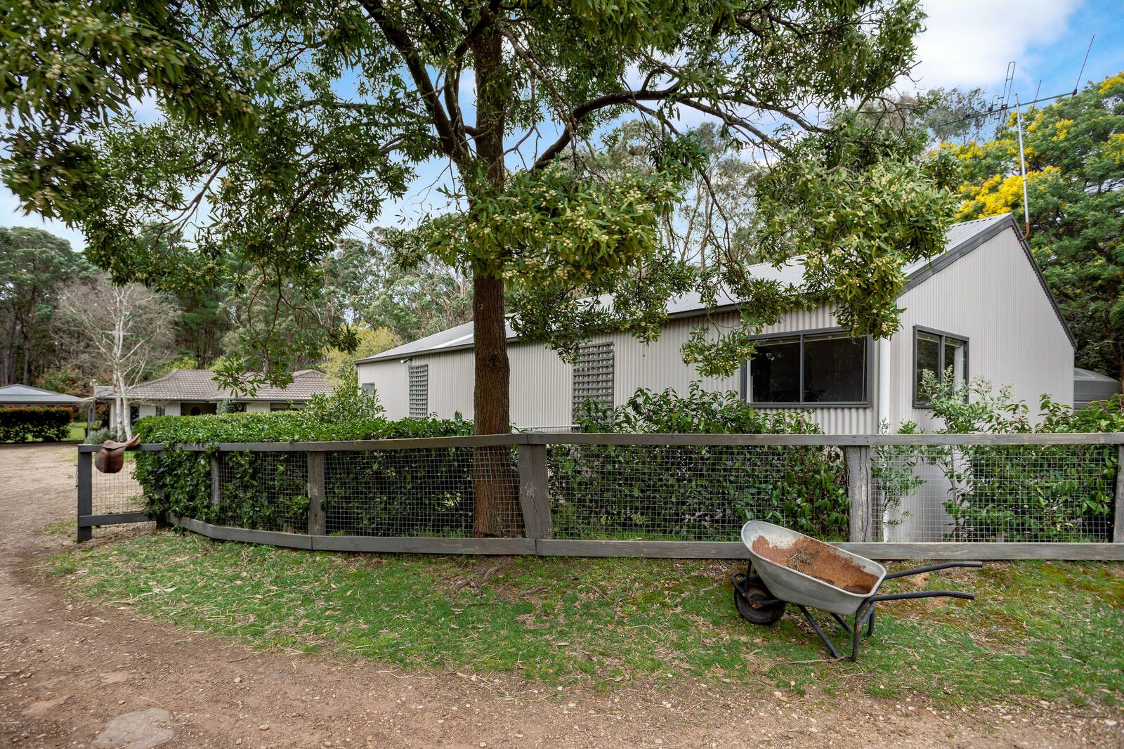 339 Fitzgerald Road, Bullengarook VIC 3437, Image 2