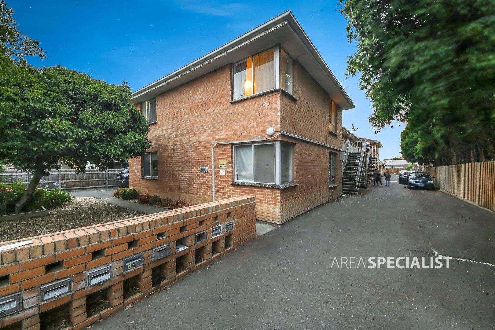 2 bedrooms Apartment / Unit / Flat in 1/21 Potter Street DANDENONG VIC, 3175
