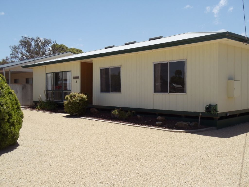 9 Cumberland Road, CLINTON SA 5570, Image 1