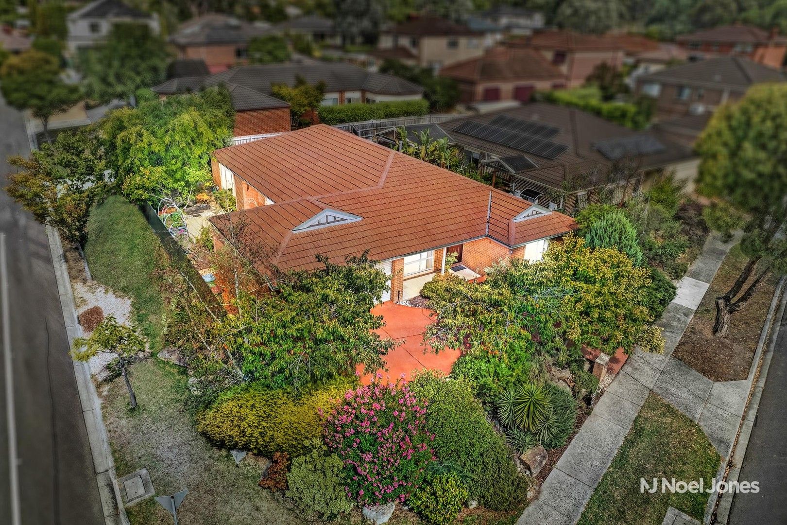 1 Wonuka Court, Croydon Hills VIC 3136, Image 0