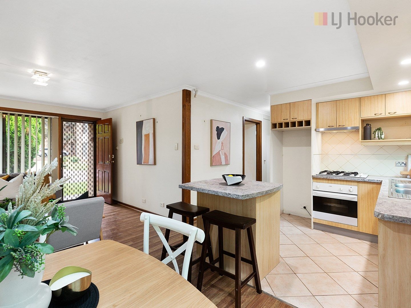 18/2A Karu Crescent, Mitchell Park SA 5043, Image 0