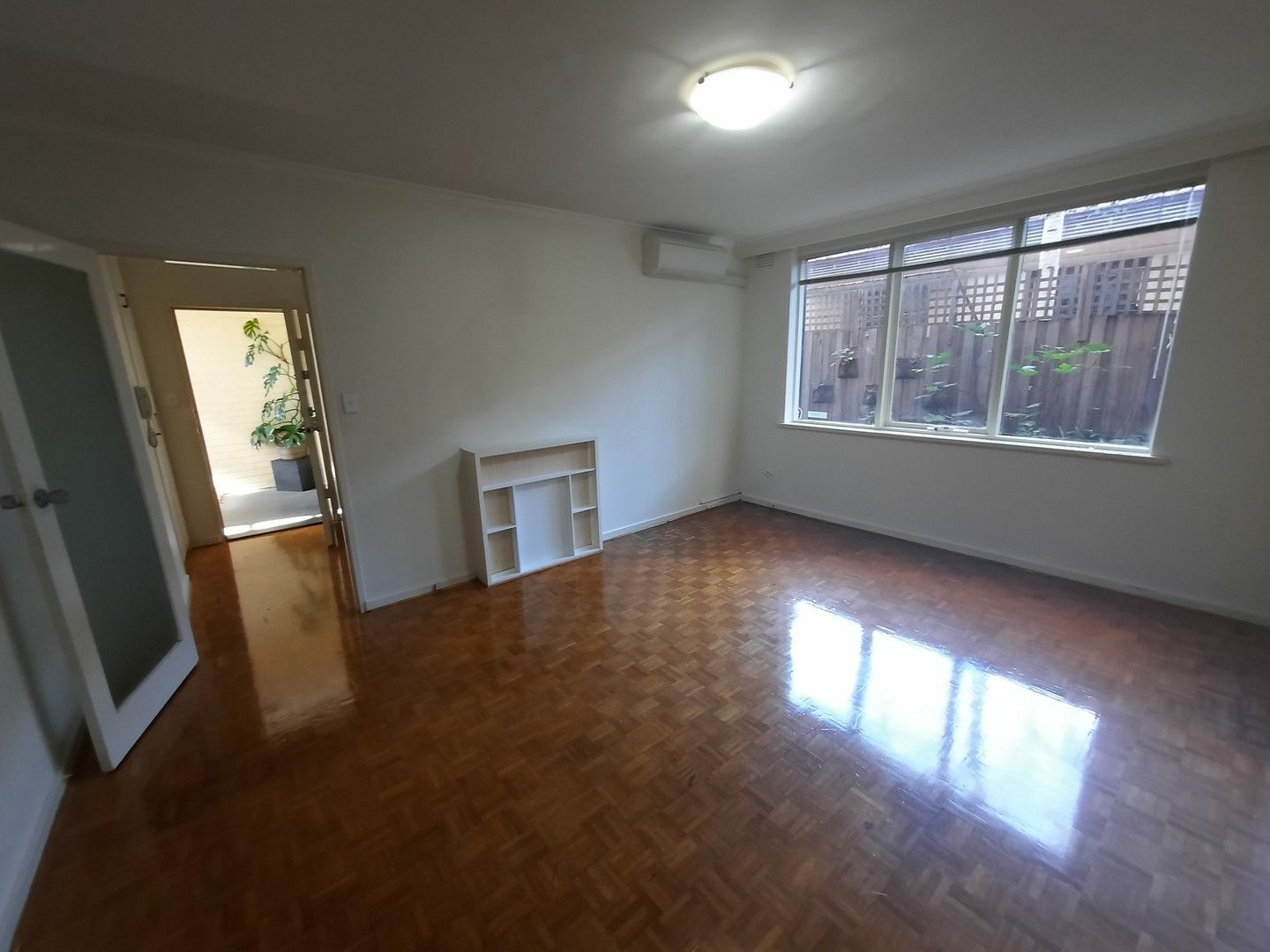 2 bedrooms Apartment / Unit / Flat in 3/67 Mitford Street ELWOOD VIC, 3184