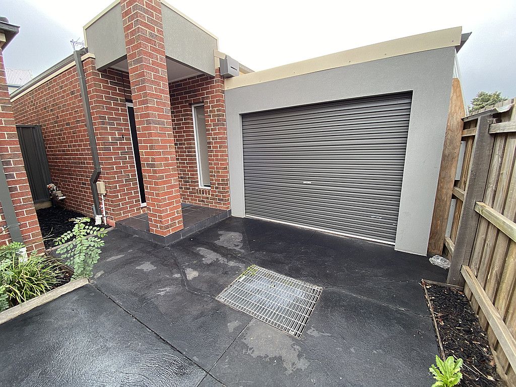 2 bedrooms Apartment / Unit / Flat in 4/10 Emily Street ST ALBANS VIC, 3021
