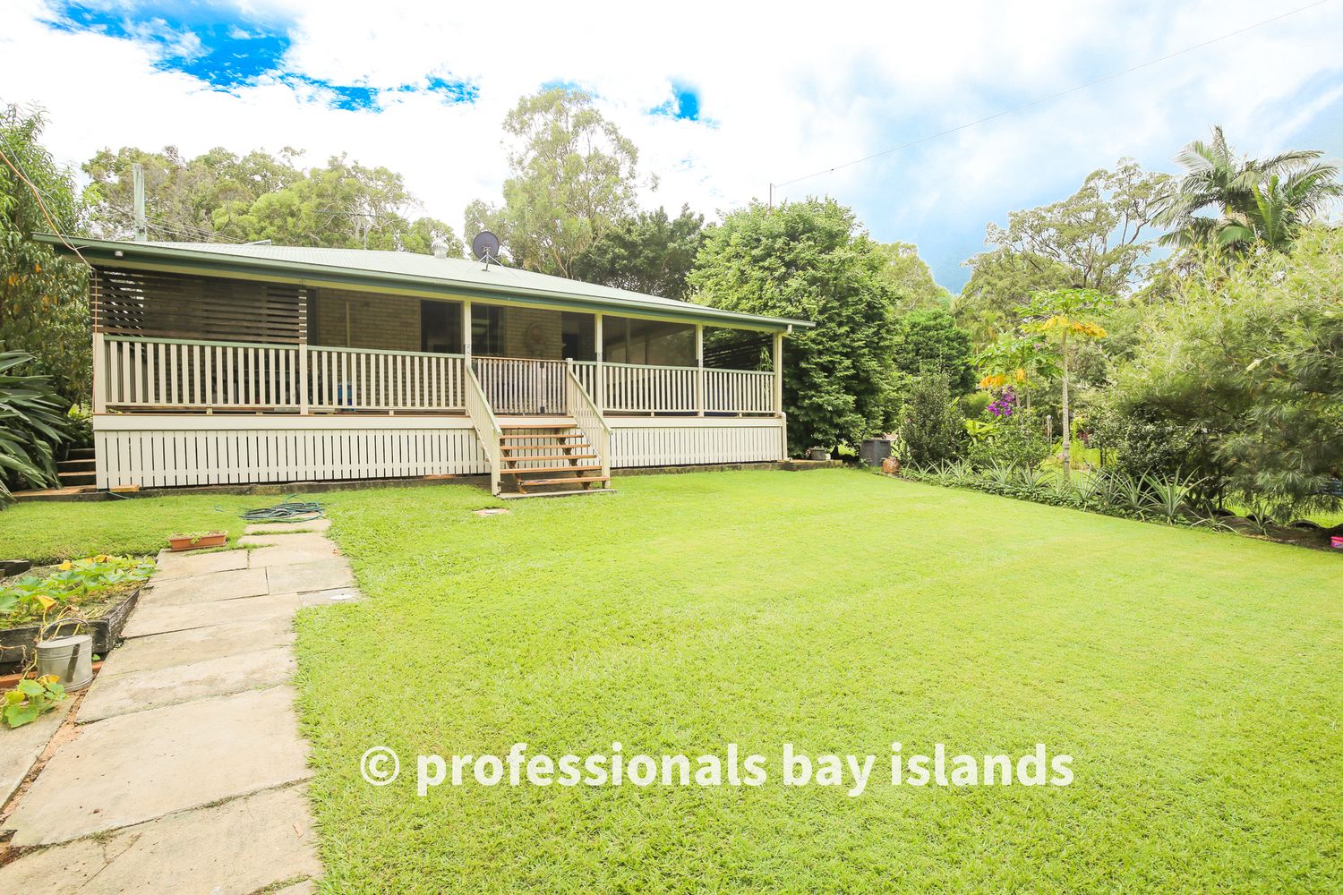 4 Cathy Street, Macleay Island QLD 4184, Image 1