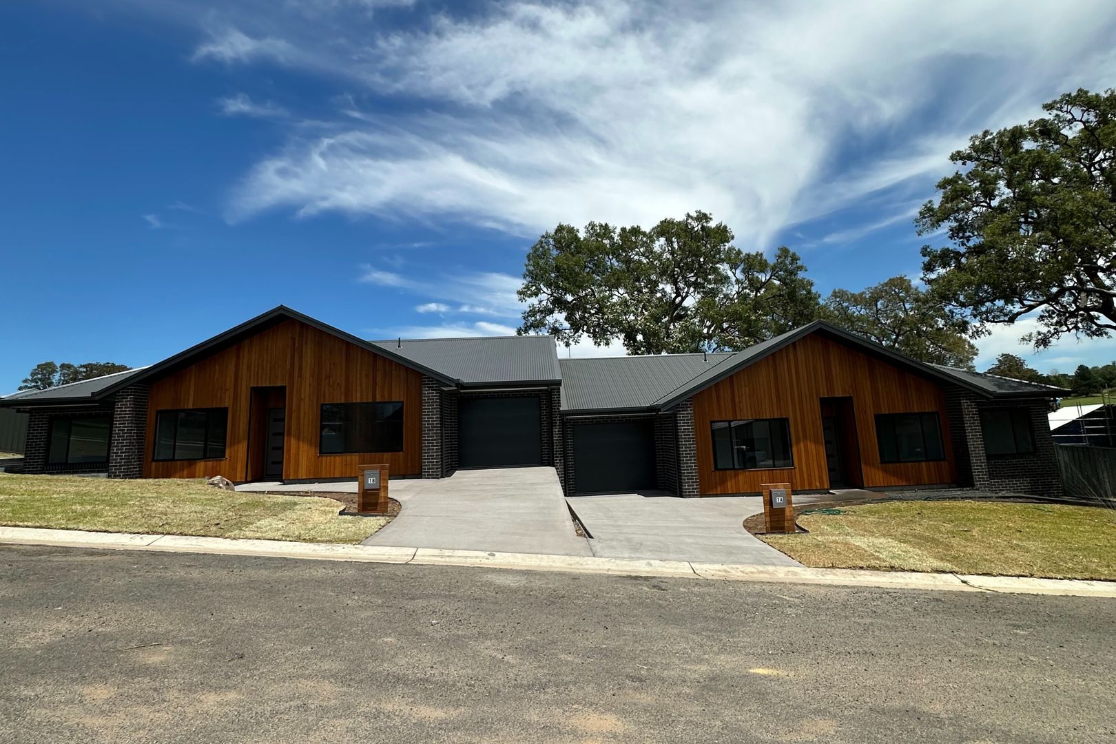 3 bedrooms Townhouse in 1 Sea Lace Place BEGA NSW, 2550