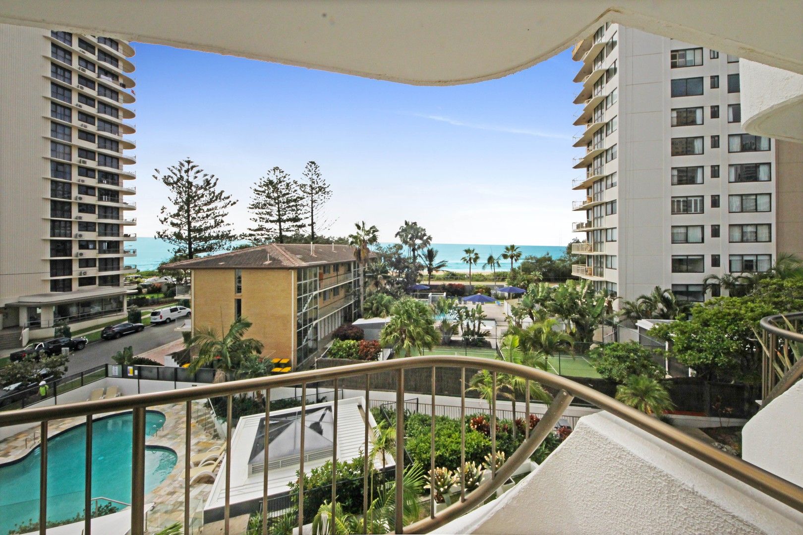 1 bedrooms Apartment / Unit / Flat in 13/4-6 Britannia Avenue BROADBEACH QLD, 4218