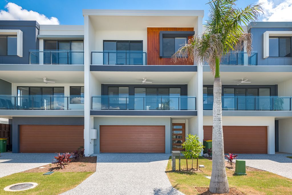 30 Park Cove Boulevard, Hope Island QLD 4212