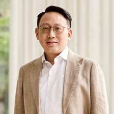 Adam Wong, Sales representative