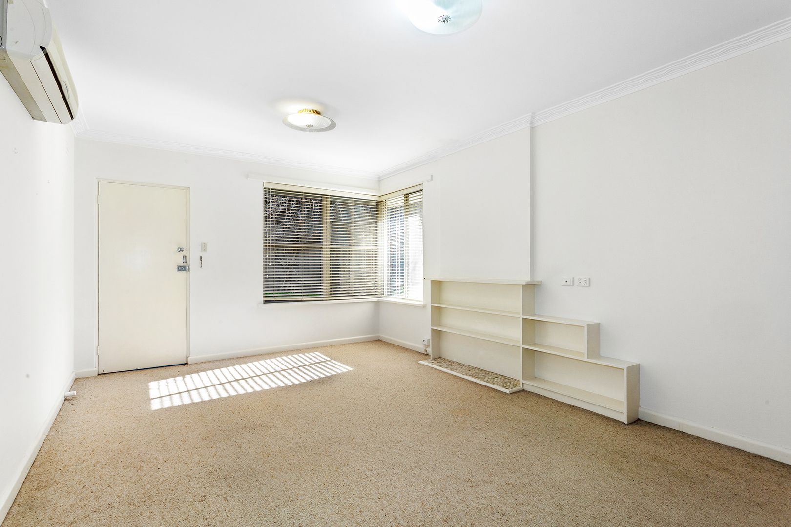 3/2 Marlborough Street, Mont Albert VIC 3127, Image 2