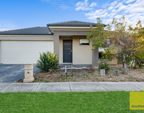 10 Landscape Drive, Truganina VIC 3029