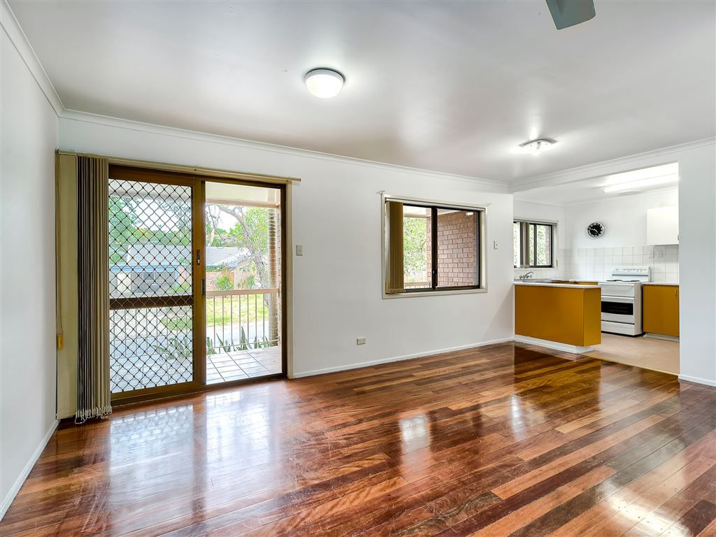 27 Richwill Street, The Gap QLD 4061, Image 2