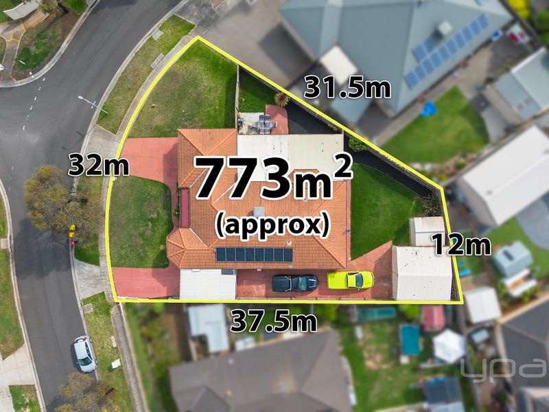 28 Christina Crescent, Kurunjang VIC 3337, Image 1