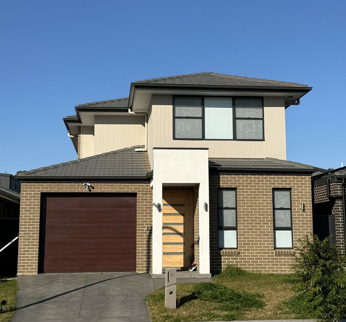 5 bedrooms House in 31 Bonnie Rock Road AUSTRAL NSW, 2179