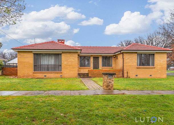 2 Arinya Street, Narrabundah ACT 2604