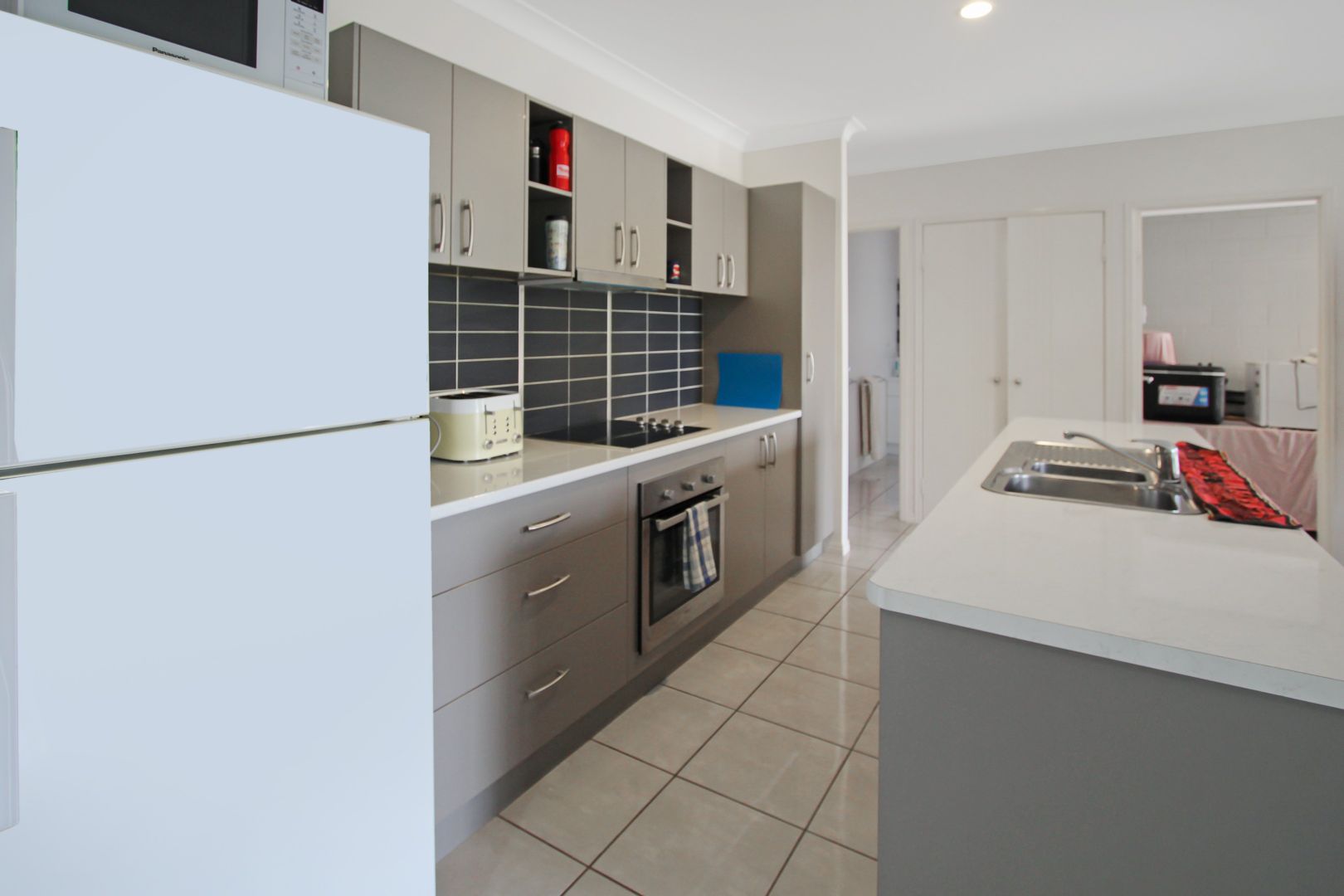 Villa 1/31 Tower Avenue, Atherton QLD 4883, Image 1