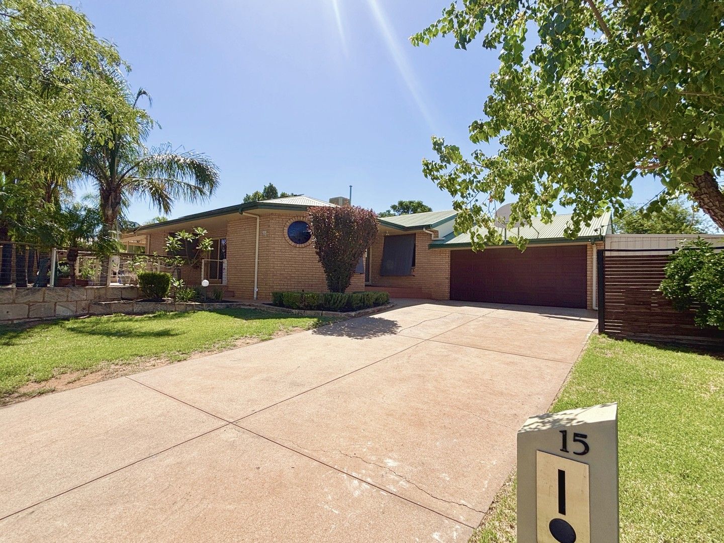 4 bedrooms House in 15 Jarvis Place HANNANS WA, 6430