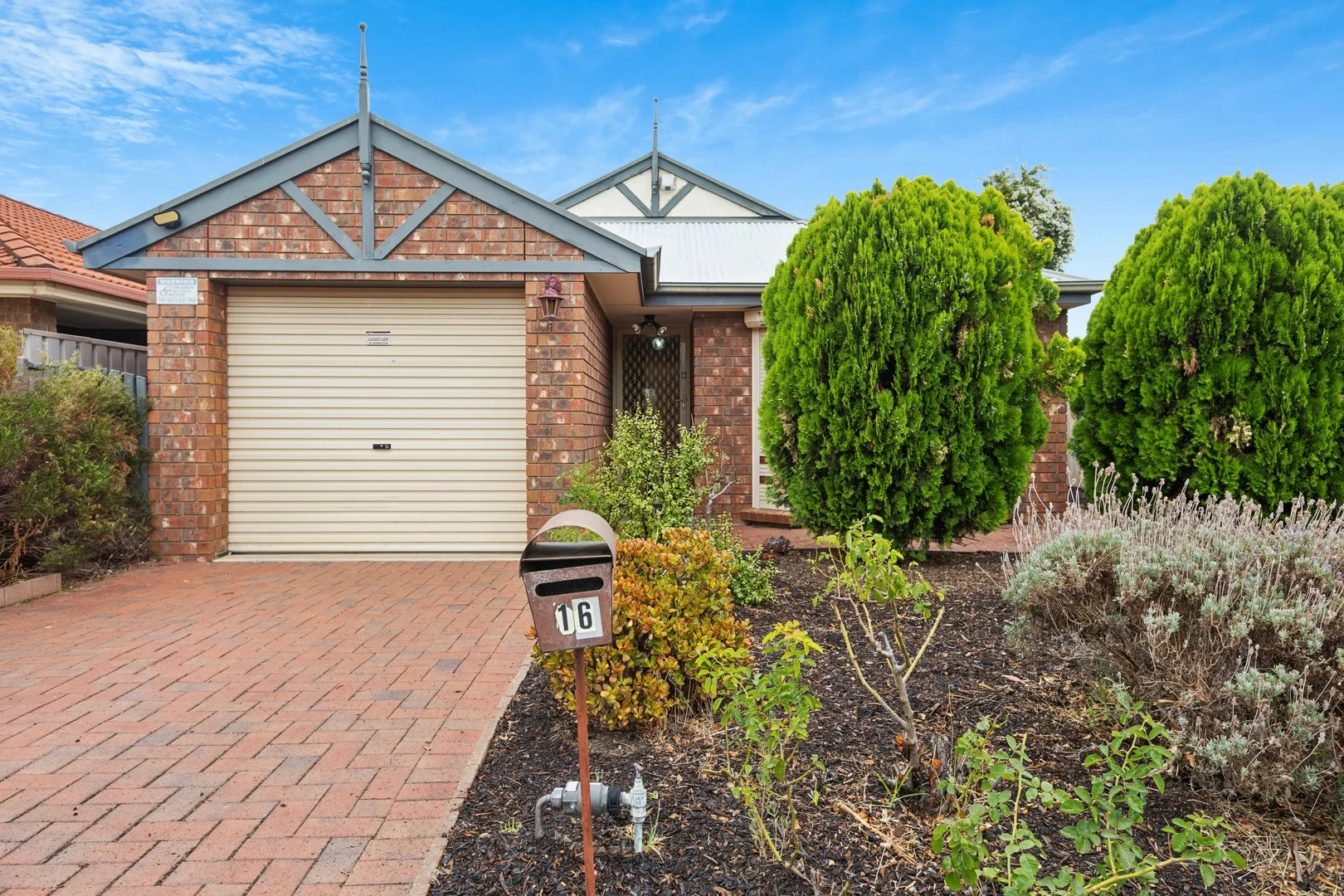 16 Shoalwater Close, Seaford Rise SA 5169