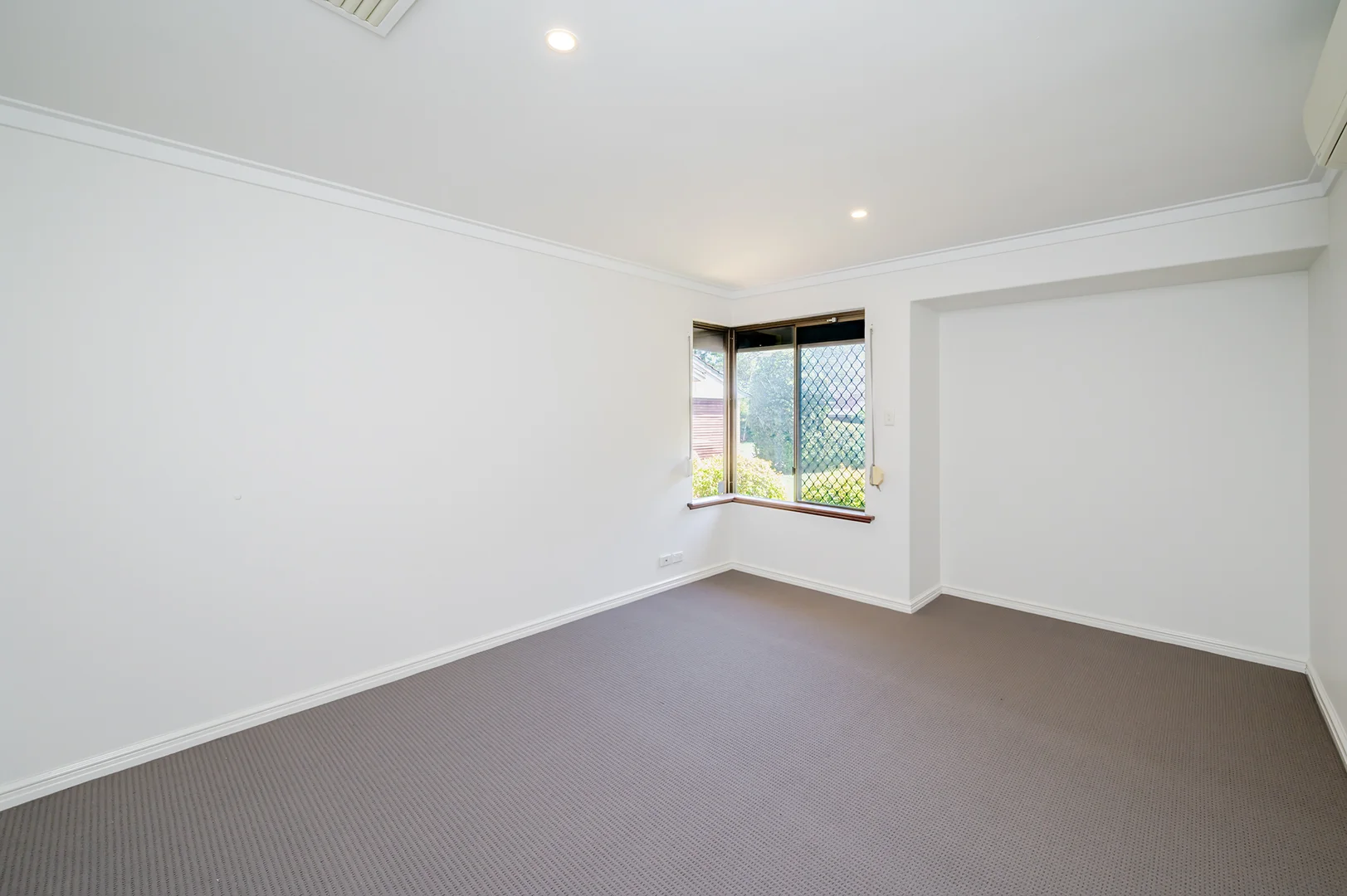 Additional image 10 of 8 POOLE PLACE, Bateman WA 6150