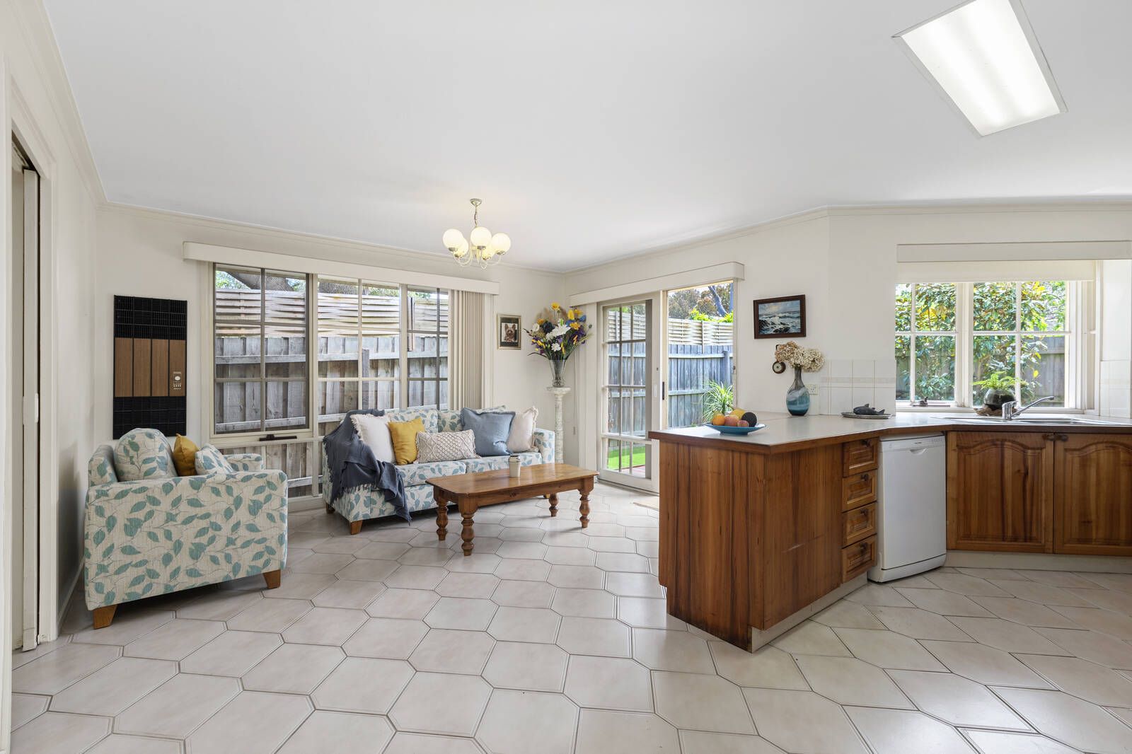 9b Wallace Crescent, Beaumaris VIC 3193, Image 2