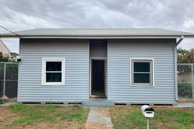 Picture of 27 Warren Street, NYNGAN NSW 2825