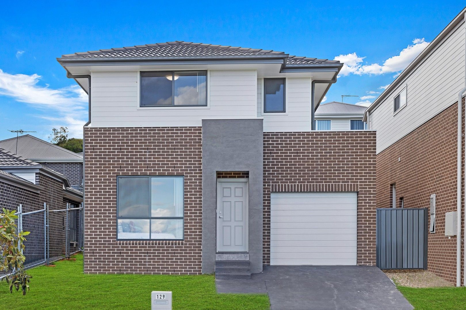 5 bedrooms House in 129 Olive Hill Dr COBBITTY NSW, 2570
