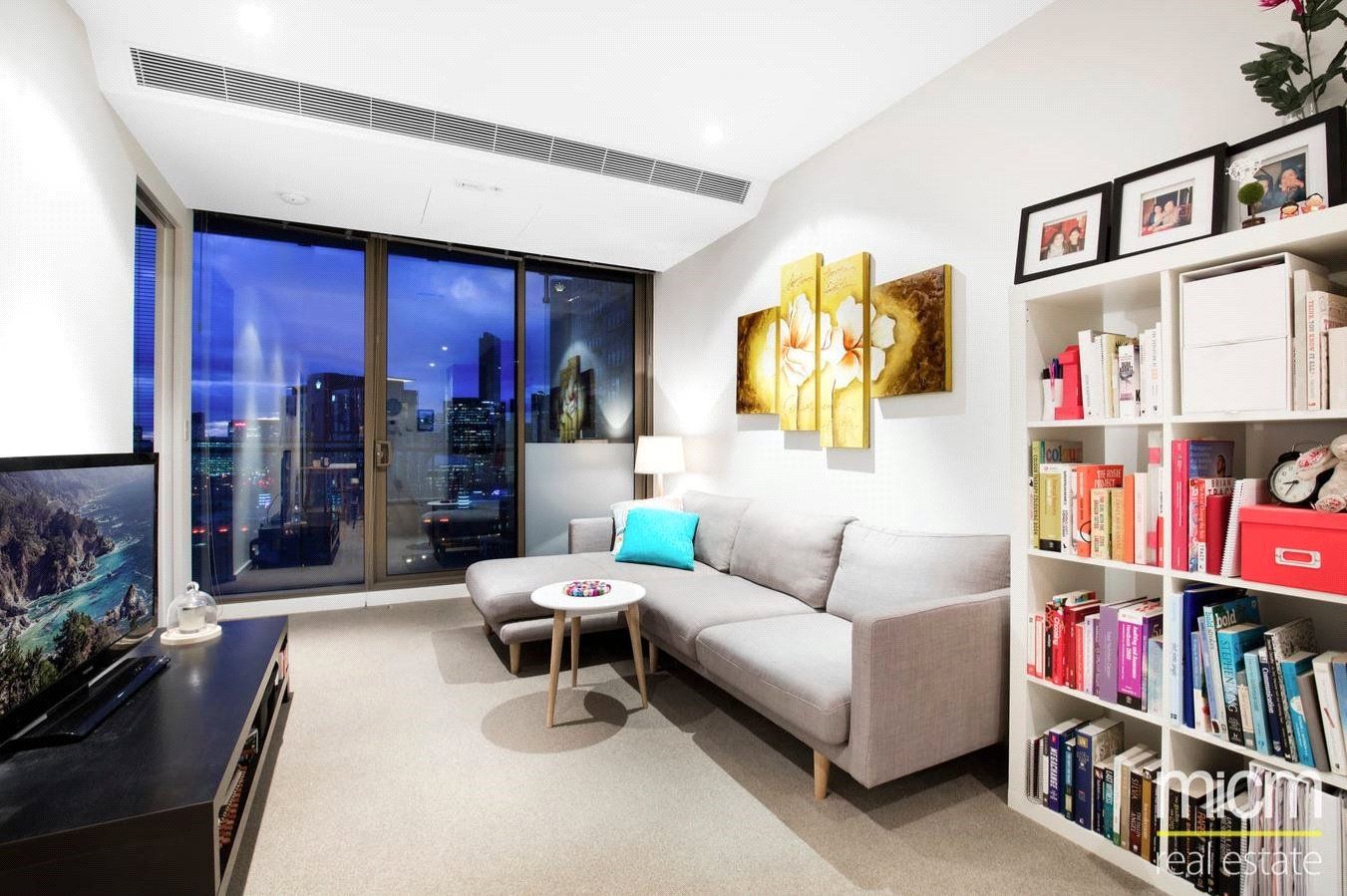 2 bedrooms Apartment / Unit / Flat in 1809/118 Kavanagh Street SOUTHBANK VIC, 3006
