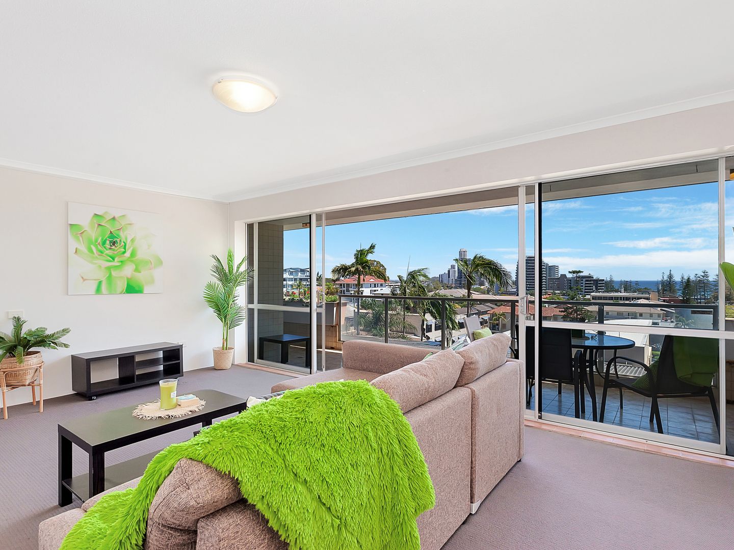 Unit 3/1 Hill Ave, Burleigh Heads QLD 4220, Image 1